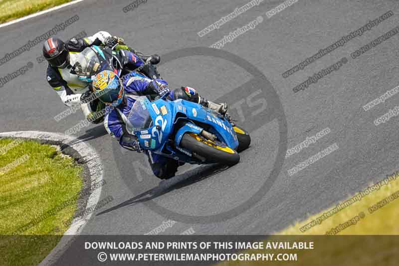cadwell no limits trackday;cadwell park;cadwell park photographs;cadwell trackday photographs;enduro digital images;event digital images;eventdigitalimages;no limits trackdays;peter wileman photography;racing digital images;trackday digital images;trackday photos